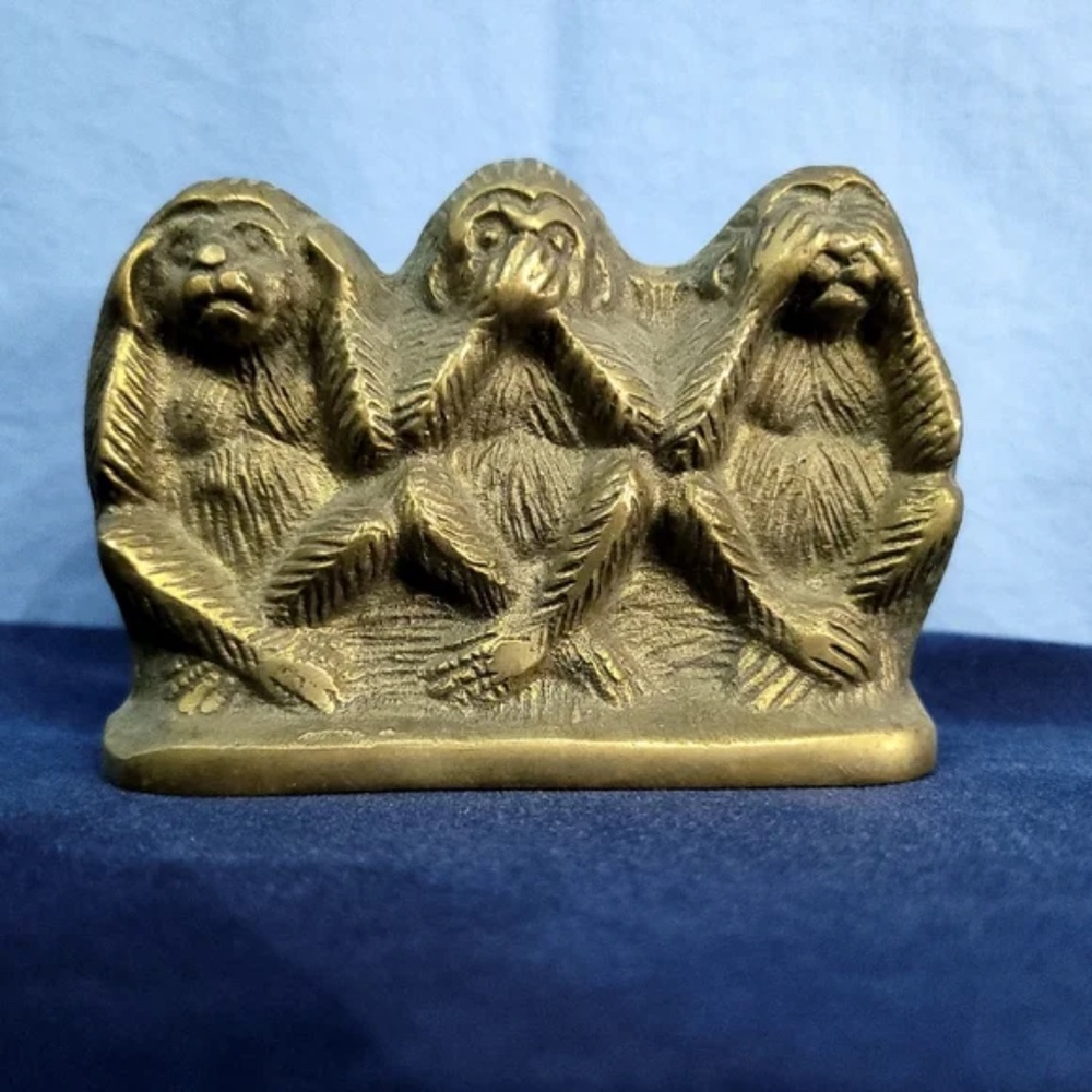 3 Wise Monkeys Brass Statue Paperweight - Picture 7 of 9